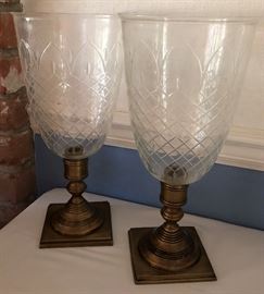 Set/2 Brass and Crystal Hurricanes