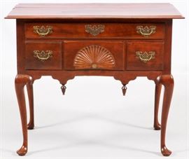 MASSACHUSETTS QUEEN ANNE WALNUT & MAPLE LOW BOY, C. 1740, H 29", W 30", D 20"
Lot # 1009