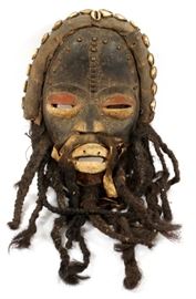 AFRICAN CARVED WOD MASK, H 11.5", W 7"
Lot # 0209 