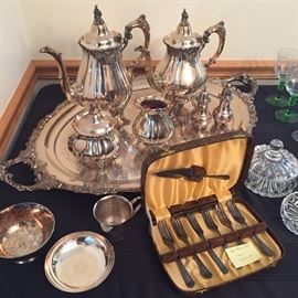 Silver-plated tea set and dessert forks with knife
