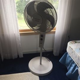 Large floor standing fan