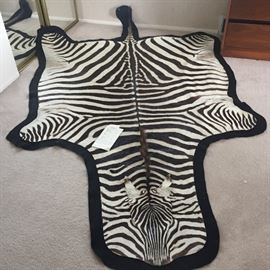 Zebra hide - authenticity papers included - excellent condition
