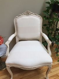 Woodmark Pr Arm Chairs