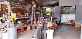garage shop workshop man cave golf clubs power tools washer dryer