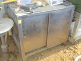 Stainless Storage/Serving Station