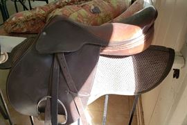English Saddle