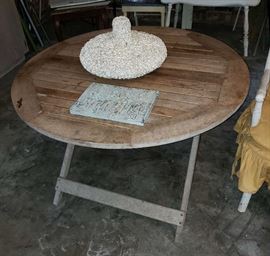 Round Teak Folding Table