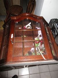 HANGING CABINET