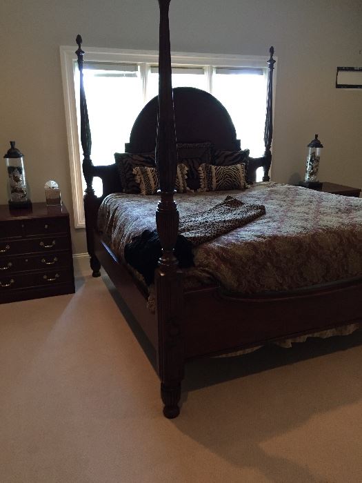 King four poster bed