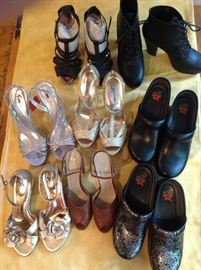 Sizes 8-11 ; 2 new pairs of Dansko size 41 with insoles.