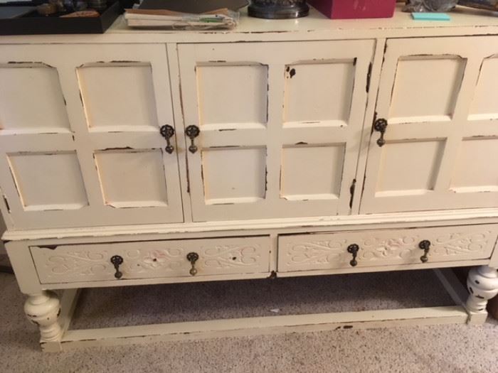 Early Victorian English buffet with old white paint, shabby chis