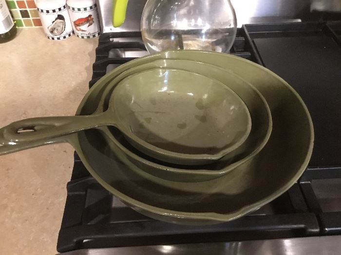 Enameled cast iron pot# and pans