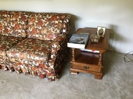 Matching end table - 2 total