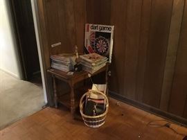 Miscellaneous items in Den