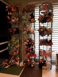 BEANIE BABIES!!! And lots of them!