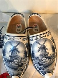 Delft Shoes