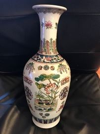 Large Antique Chinese Vase- Kangxi Period Mark