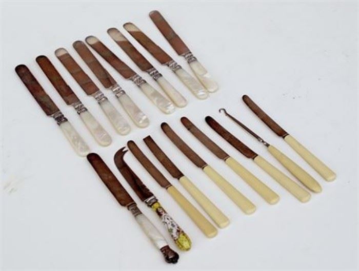 Set Of Eight Vintage Dinner Knives With MotherOfPearl Handles