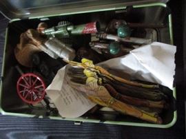 Early flat lithographed soldiers plus more in this little box unearthed today