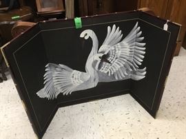 Swan 3 piece foldable screen