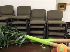 Better view of chairs - and we have 2 very large, tall palm trees - I know you need those!