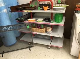 Fireplace screen, lots of items