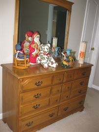 Dresser to match the maple bed suite