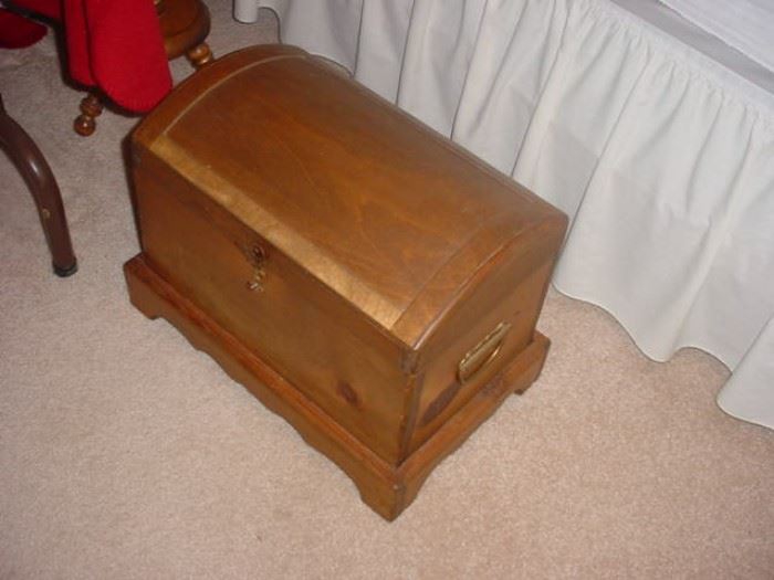 Early childs treasure chest
