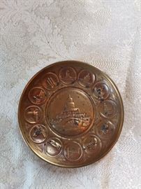 Chicago World's Fair Collectible Plate.