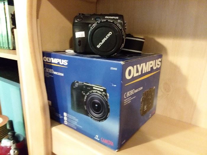 Olympus C-800 Camera with accessories 