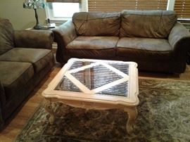 Matching coffee table and side table