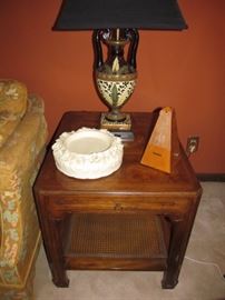Drexel Heritage end table-1 of 2