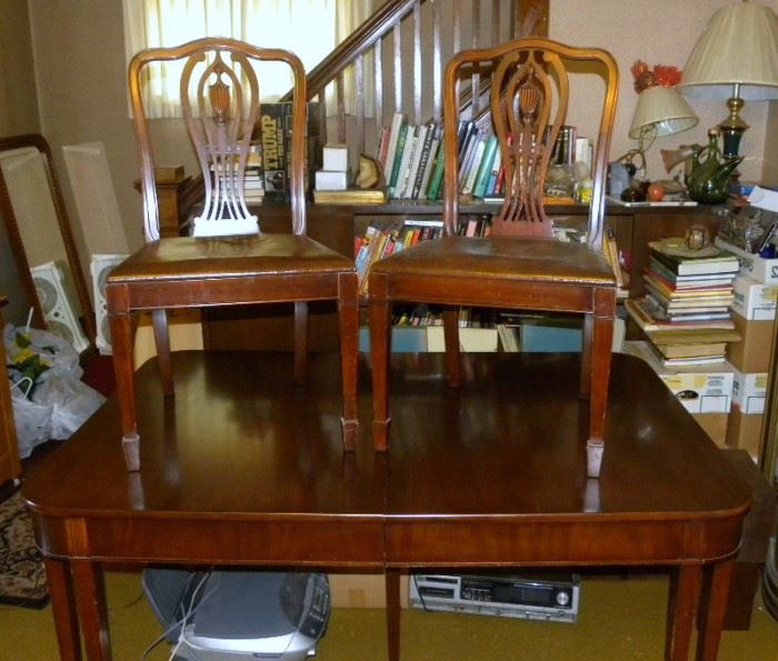 Duncan Phyfe Dinning Table W/ 6 Chairs