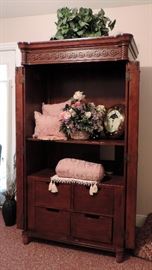 ENTERTAINMENT ARMOIRE AND PILLOWS