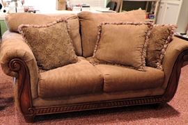 UPHOLSTERED LOVESEAT