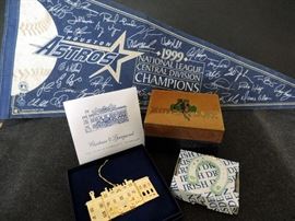 ASTROS AND COLLECTIBLES