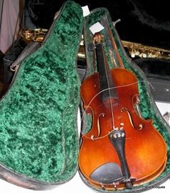 Antonio Stradivarius Violin in Case
