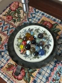 Lots of Vintage Marbles