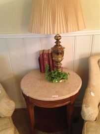 Marble top side table; brass lamp