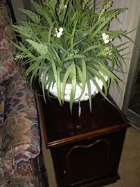 Artificial arrangement