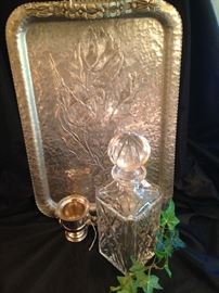 Aluminum tray and decanter