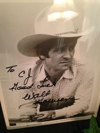 Autographed picture of Walt Garrison