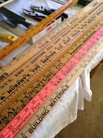 Assorted yard sticks