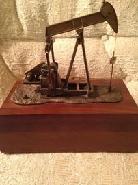 Oil well pumper "to scale"