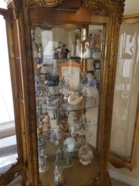 Display Cabinet full of Llardo & Llardo-like decorative items