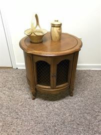 VINTAGE SIDE TABLE