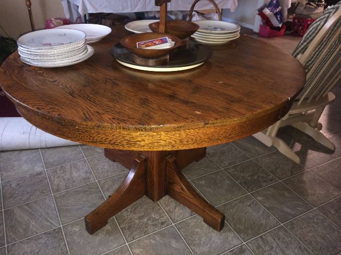 Oak pedestal table
