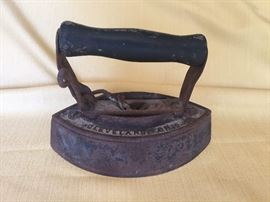 Iron w/removable handle