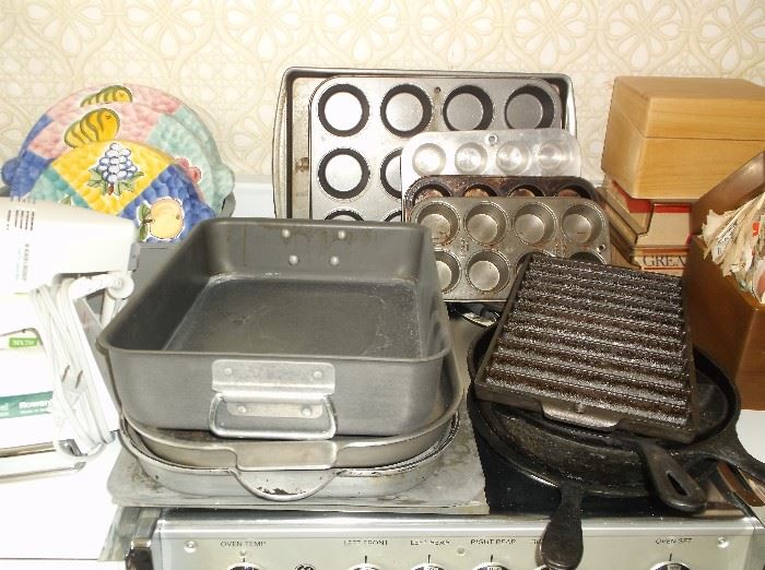 Cast iron and assorted kitchenwares