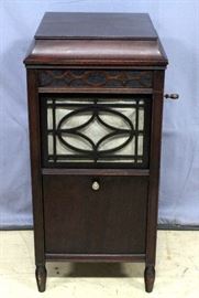 1915 Edison Model C150 Disc Phonograph with Lift-Top Mahogany Floor Cabinet, 19"W x 41"H x 20"D